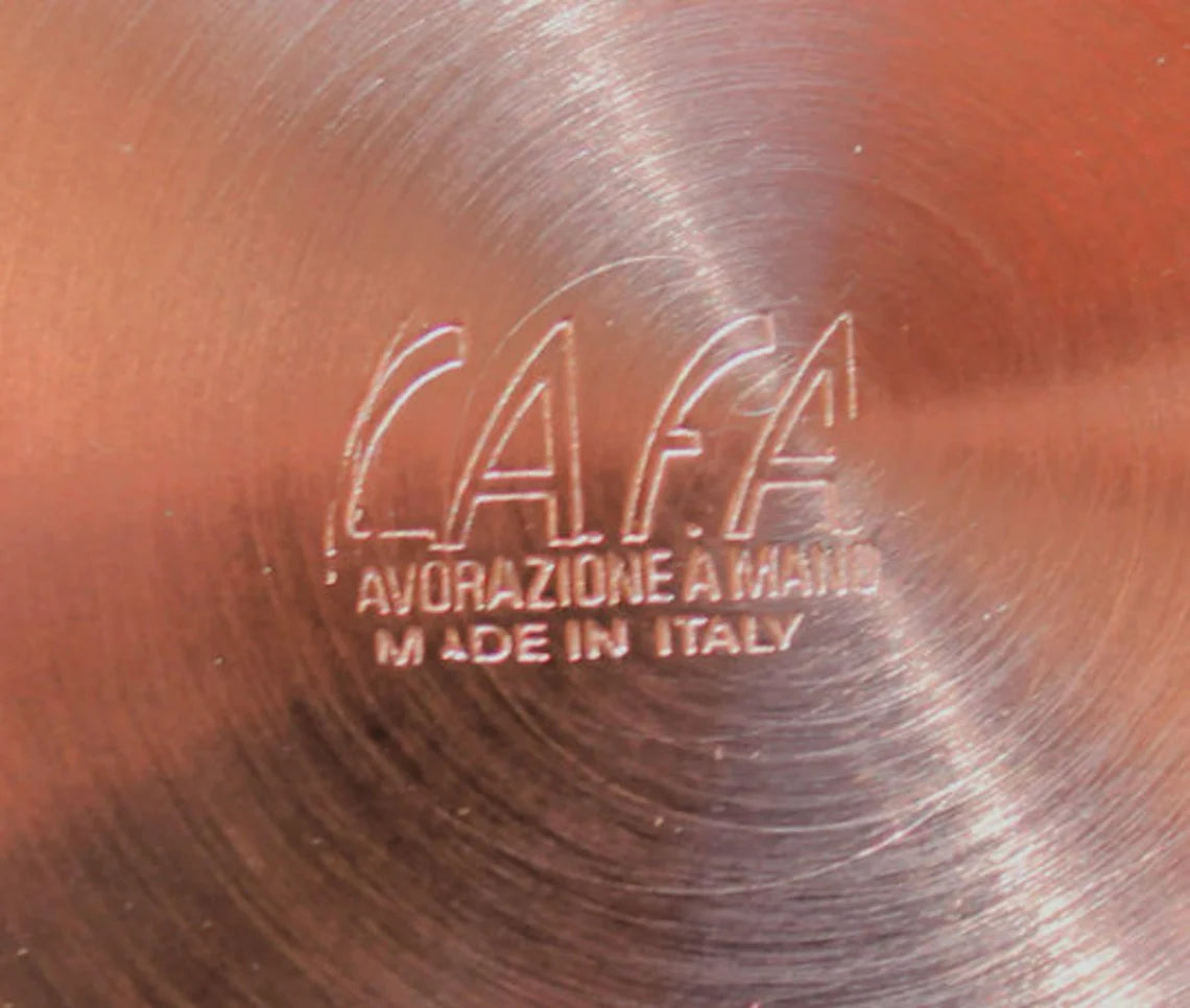 Alembic Distiller for essential oils & hydrolates in copper with glass condensation coil.