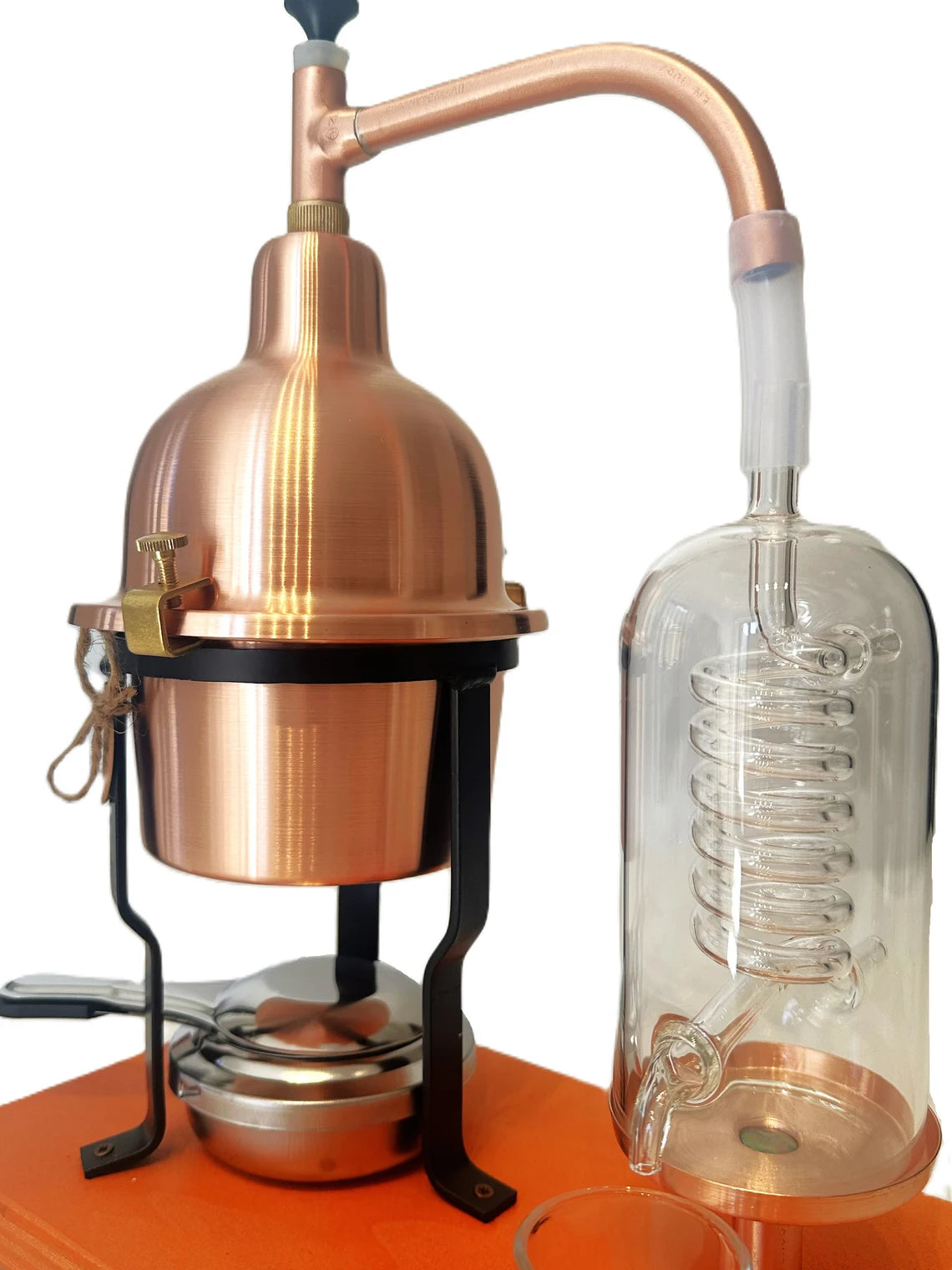 Alembic Distiller for essential oils & hydrolates in copper with glass condensation coil.